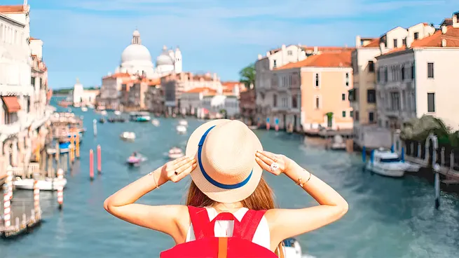 Italia regala viajes con todo pasajes y alojamiento incluidos: cómo anotarse